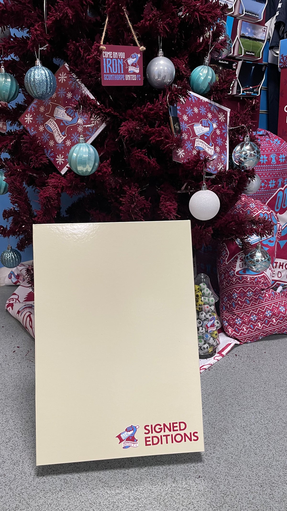 Limited edition boxed signed shirt